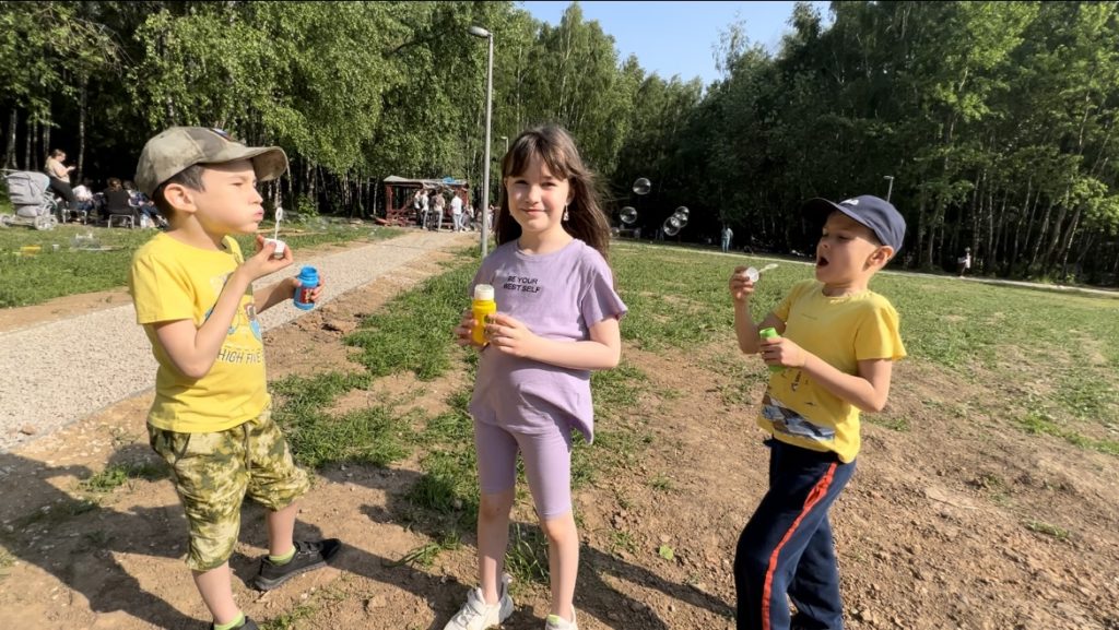 Центр содействия развитию детей и молодежи город Москва. День защиты детей 2023. Праздник мыльных пузырей.